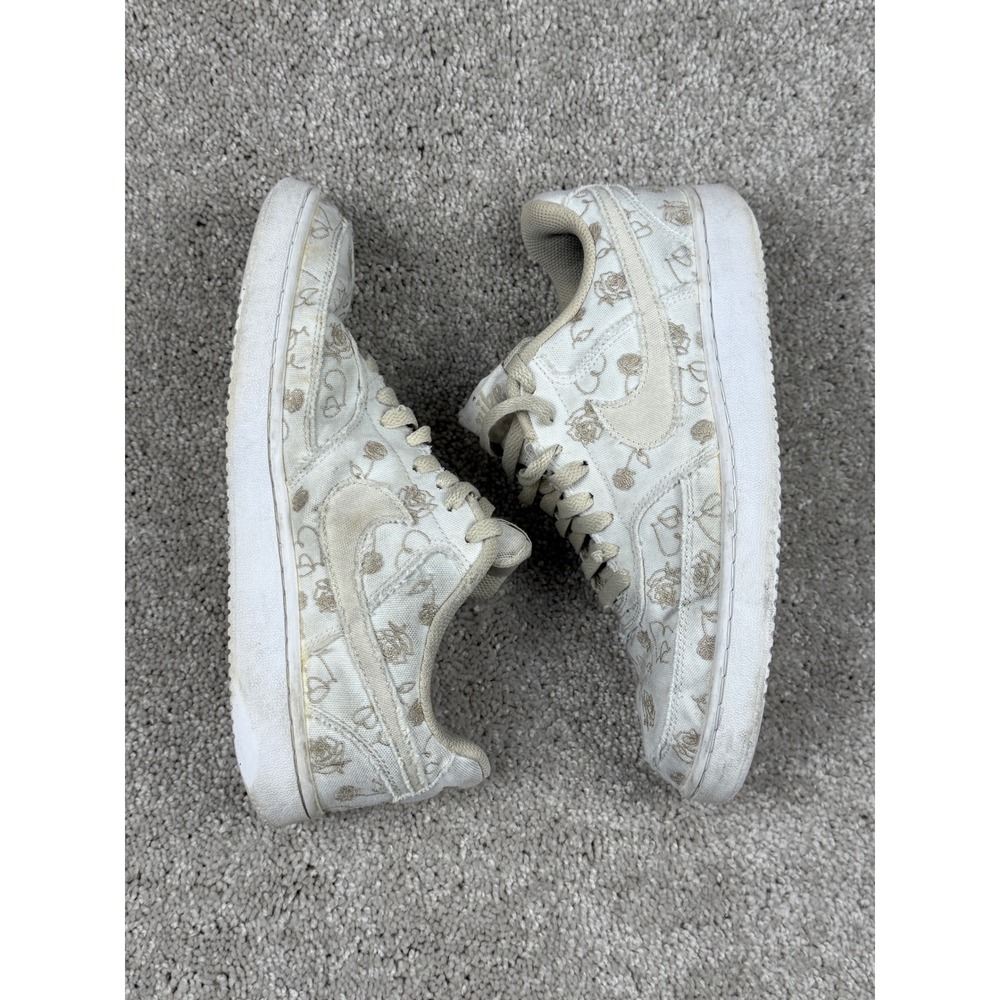 Nike Dye Me Women's Sneakers in Cream and Brown